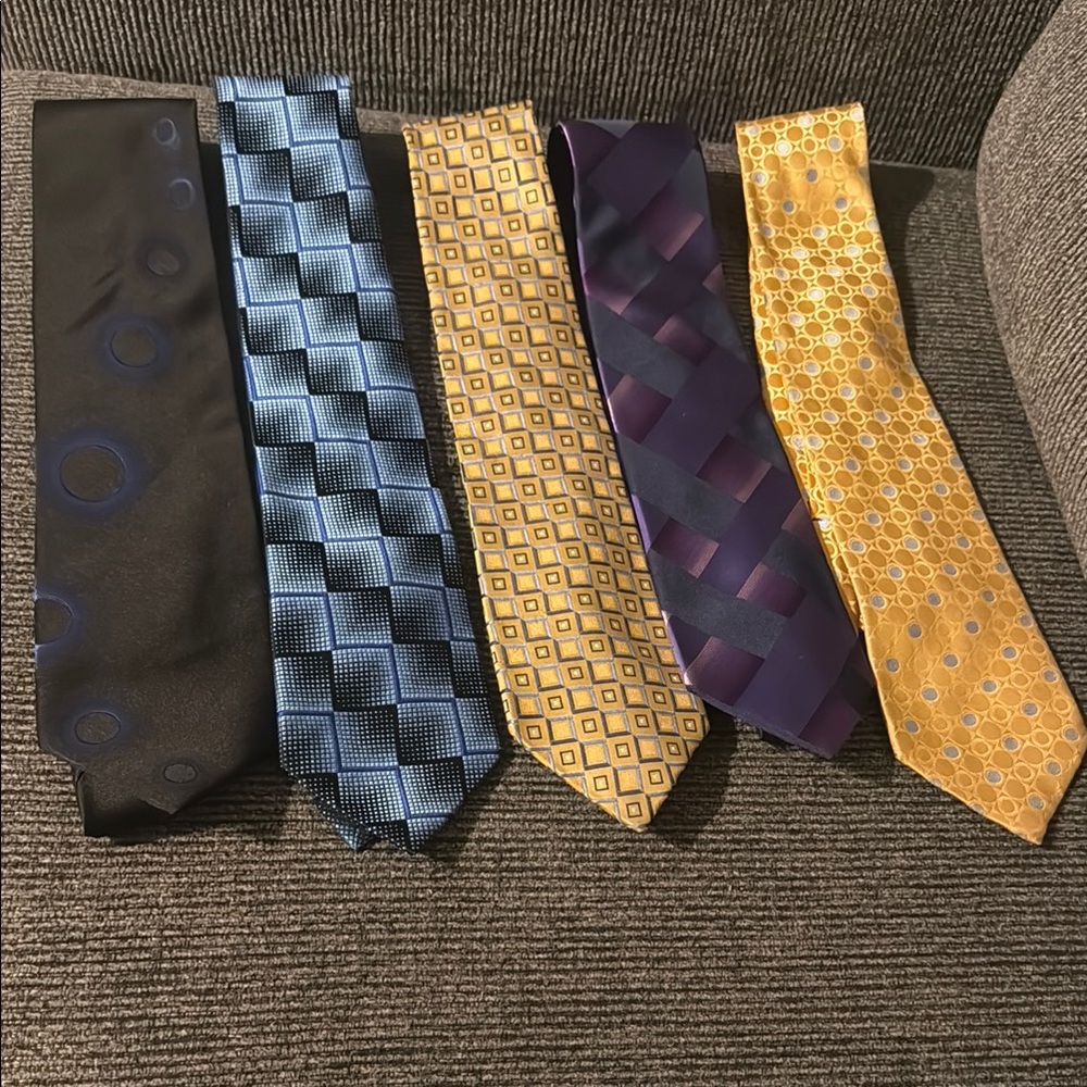 Croft & Barrow Elegant Tie Collection in Black and Gold